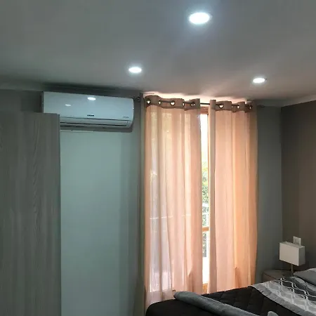 Mignone Luxury House לינה וארוחת בוקר נאפולי