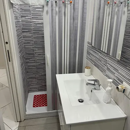 Mignone Luxury House לינה וארוחת בוקר נאפולי